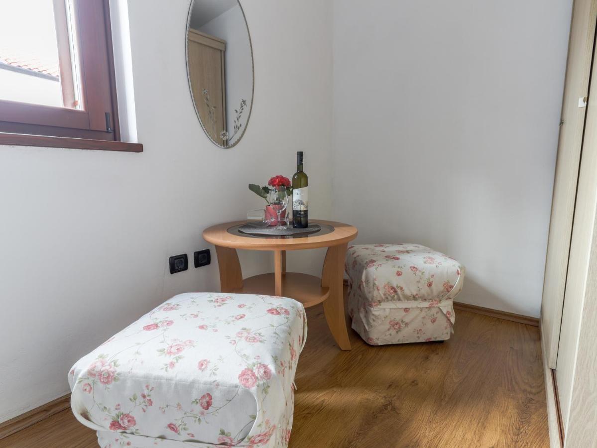 City Center 3 Bedroom Apartment Vrsar Extérieur photo