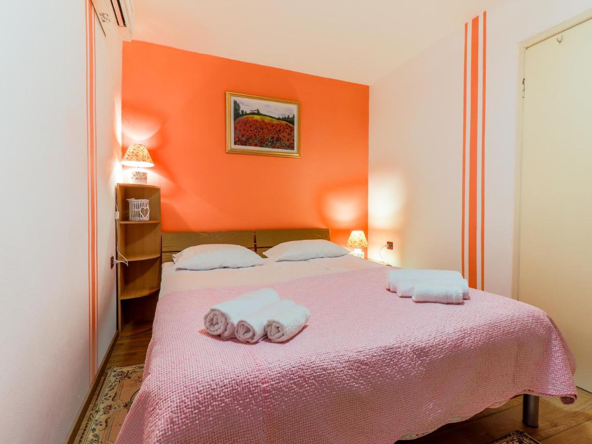 City Center 3 Bedroom Apartment Vrsar Extérieur photo